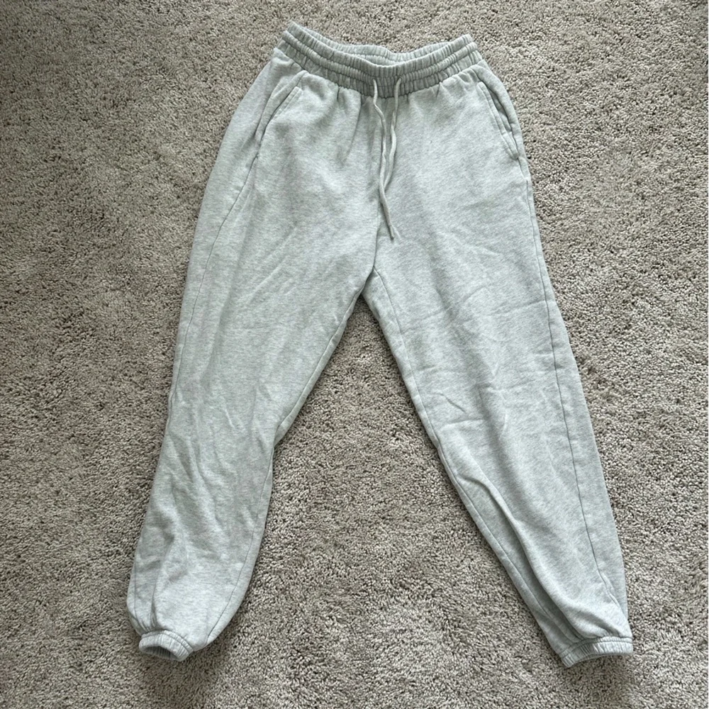 Old Navy High-Waisted Sweatpants